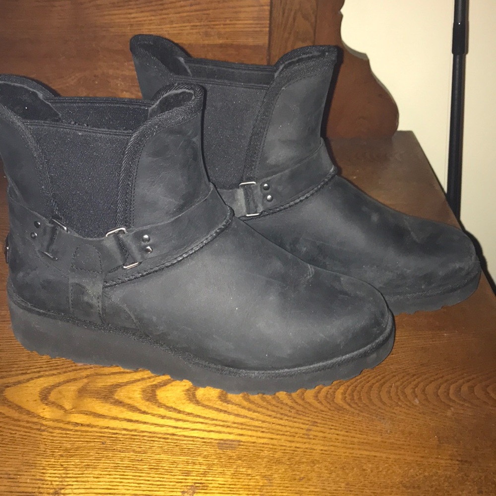 BRAND NEW UGGS NWOT